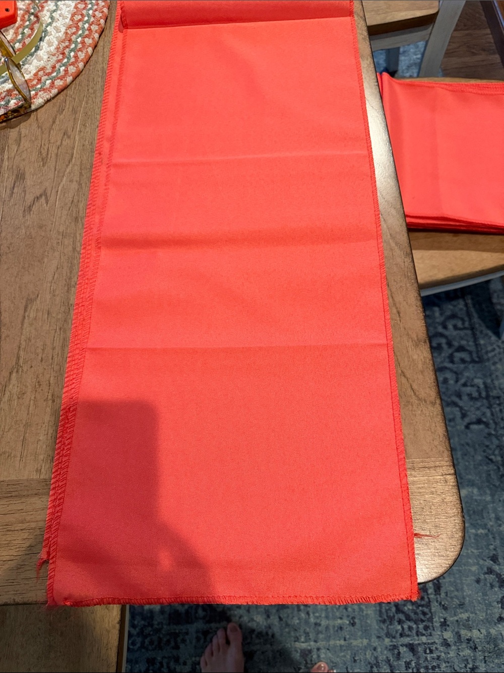 16 Bright Coral Table Runners